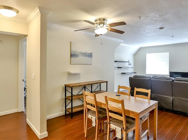 8889 Caminito Plaza Centro #7128 — Photo 9