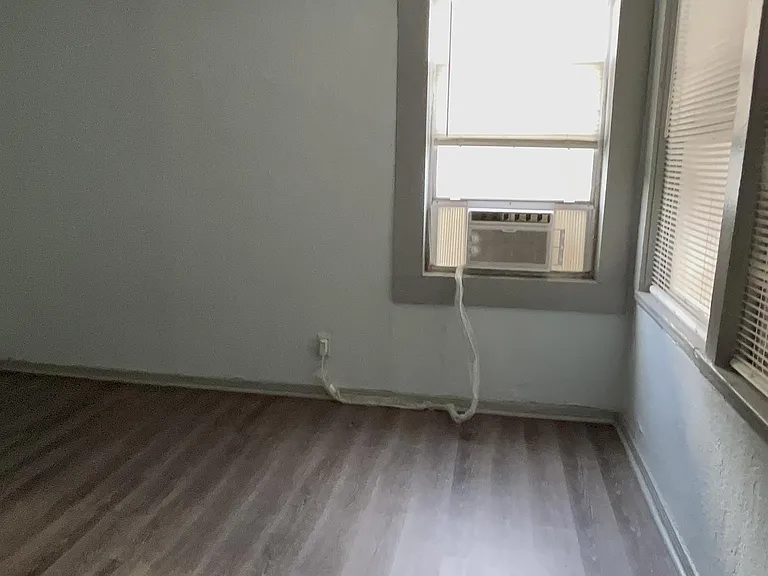 2306 Harlem St — Photo 8
