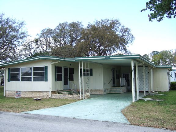 2nd image of 1 Emerald Dr