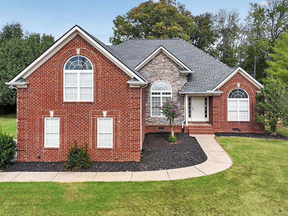 1st image of 404 Cobblestone Way