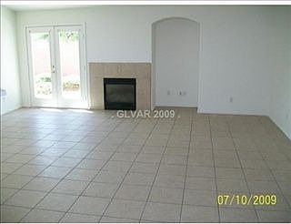 2nd image of 3027 W Hammer Ln