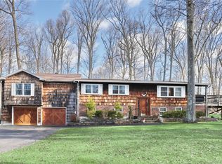 1 Forest Glen Court, Suffern, NY 10901