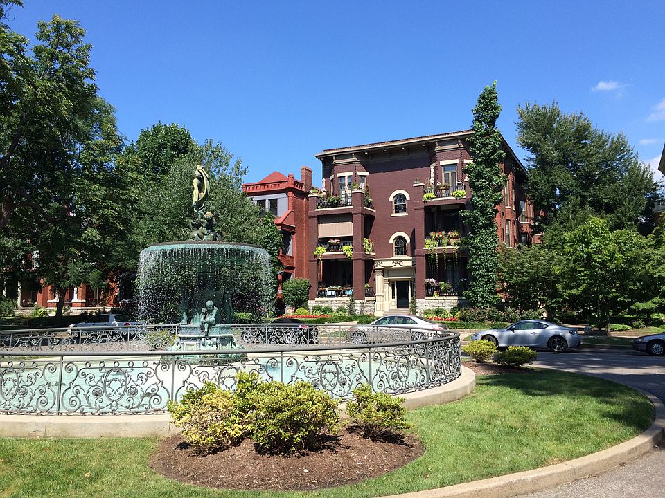 1433 Saint James Court.