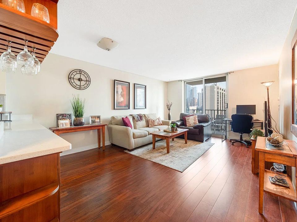 1st image of 1212 N Lasalle St #1105