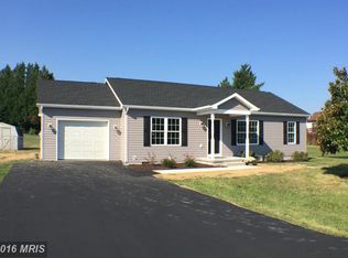 56 Kimberly Dr, Martinsburg, WV 25404