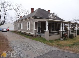 24 Peeksville Rd, Locust Grove, GA 30248