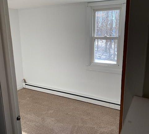 2nd image of 538 Elm Ave APT A