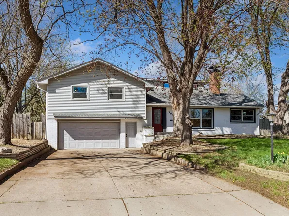 304 Valley High Rd, Burnsville, MN 55337