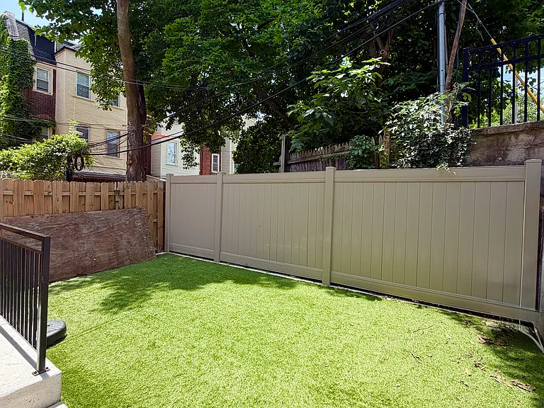 204 S 41st St — Photo 53