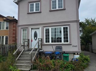 1045 Cawthra Rd, Mississauga, ON L5G4K4