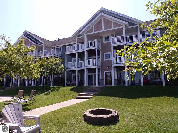 5th image of 1246 Sunnyside Dr #404