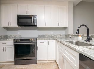 4430 Botanical Place Cir APT 104, Naples, FL 34112