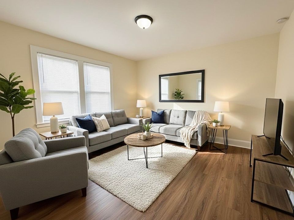 1st image of 18 E 51st St #3