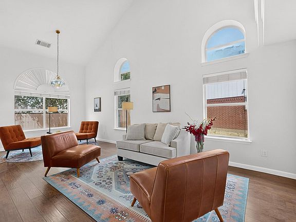 4th image of 15812 Sambuca Cir