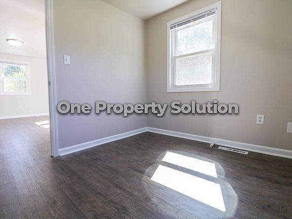 4th image of 5548 Mulberry Ave