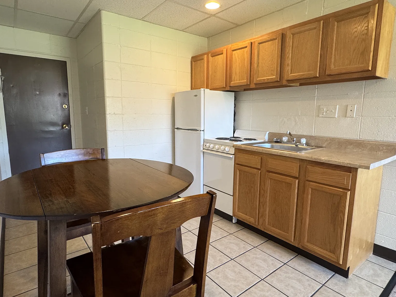 Lincoln South - 13 — Photo 3