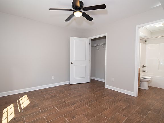 3rd image of 113 Williams Rd Room 4