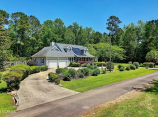 1040 Harbor Dr SW, Calabash, NC 28467