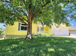 3417 NW Dawdy Dr, Topeka, KS 66618