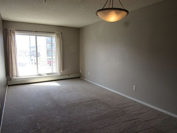 4th image of 9910 107th St #208