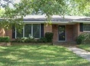 3217 Carroll Dr, Waco, TX 76708