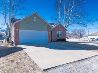 506 Wilson Ave, Wood River, IL