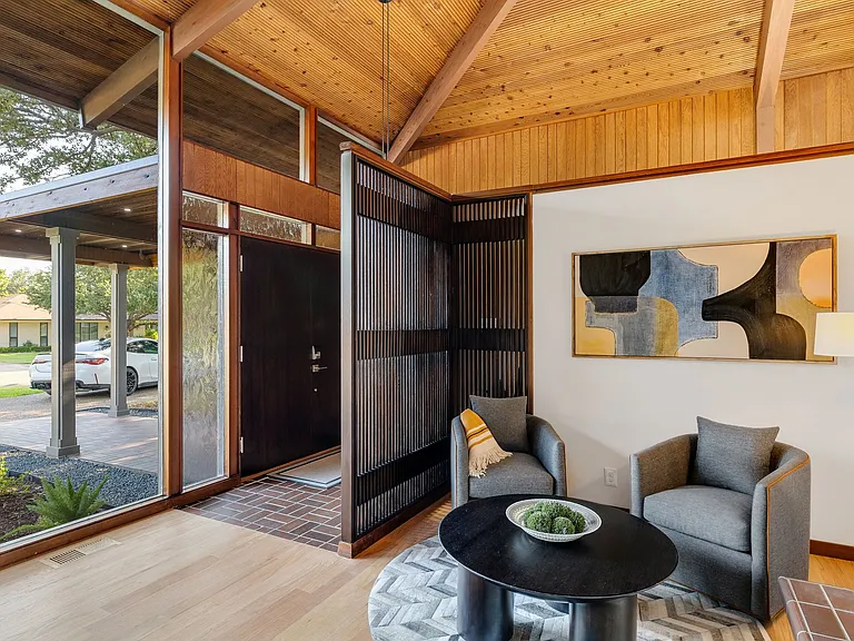 7158 Joyce Way — Photo 31