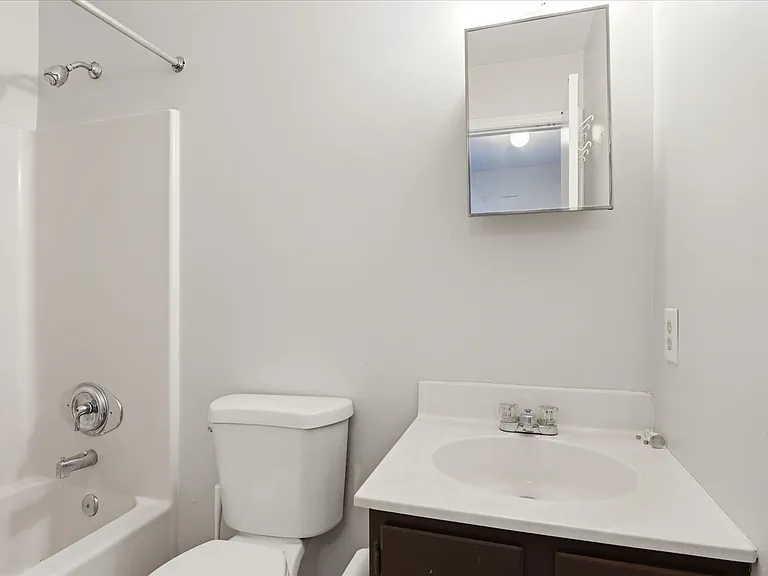 663 Johahn Dr — Photo 14