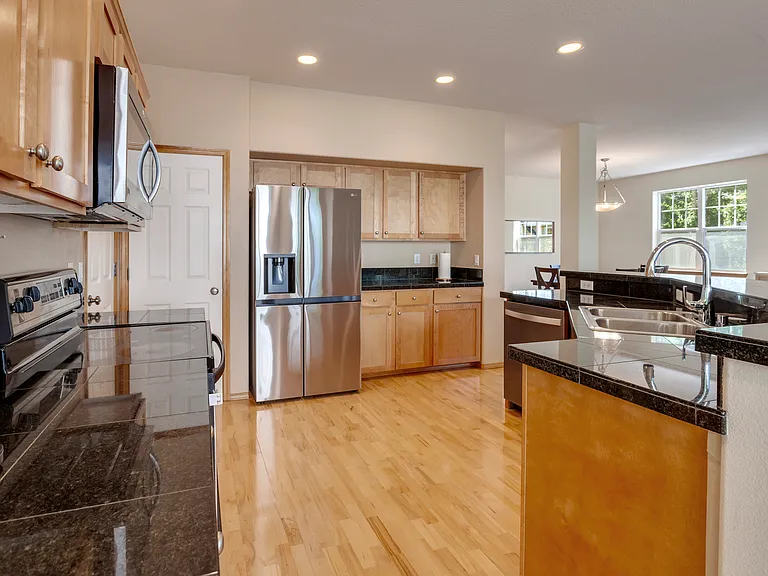 91 SW 106th Pl — Photo 14