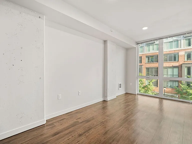 Niwa Apartments | Modern City Living in Queen Anne | Furnished Units & Move in Specials! — Photo 47