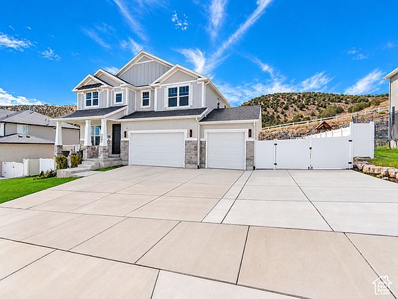 2nd image of 7401 N Pawnee Rd #307