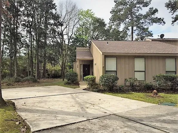 106 Hampton Ct, Mandeville, LA 70471