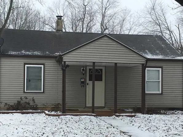 2109 S Vine St, Muncie, IN 47302