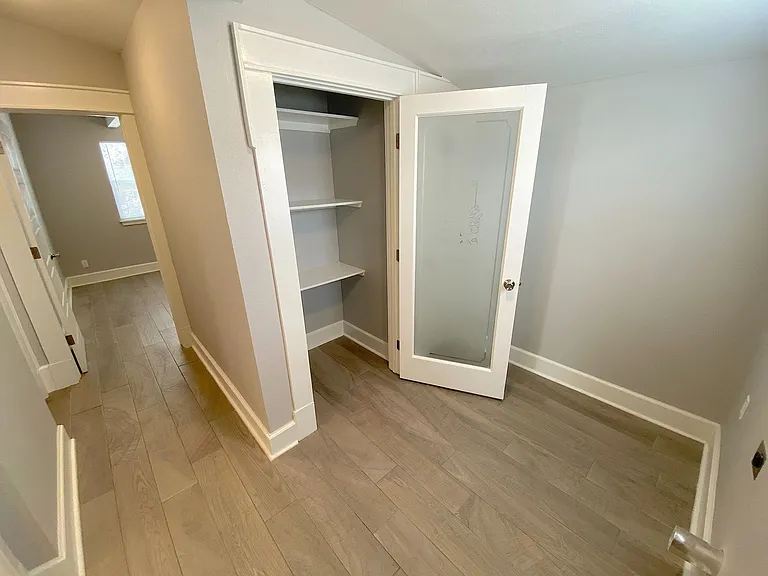 2723 Sacramento Ave — Photo 14