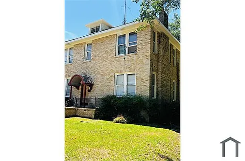 605 Merrick St #C Photo 1