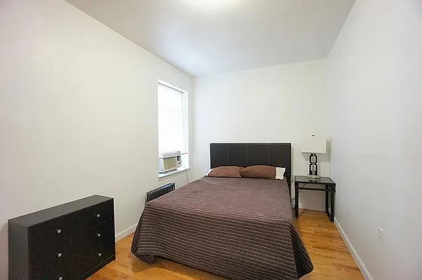 Rented by Compass | media 12