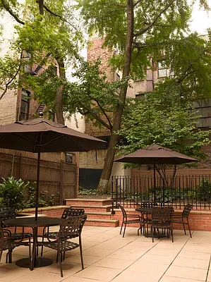 Rented by Stonehenge NYC LLC | media 12