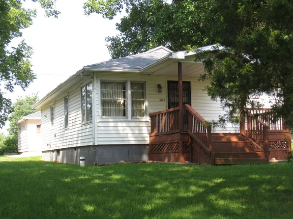 505 N Gibson St, Clinton, IL 61727