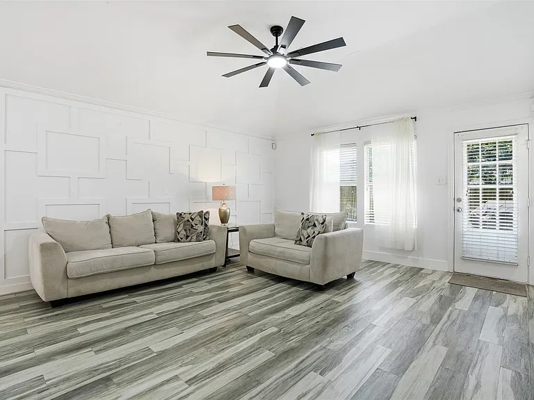 14410 Long Meadow Dr — Photo 13