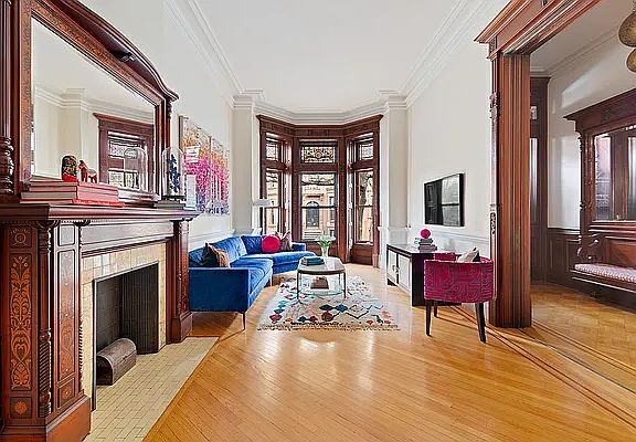 3rd image of 854 President St
