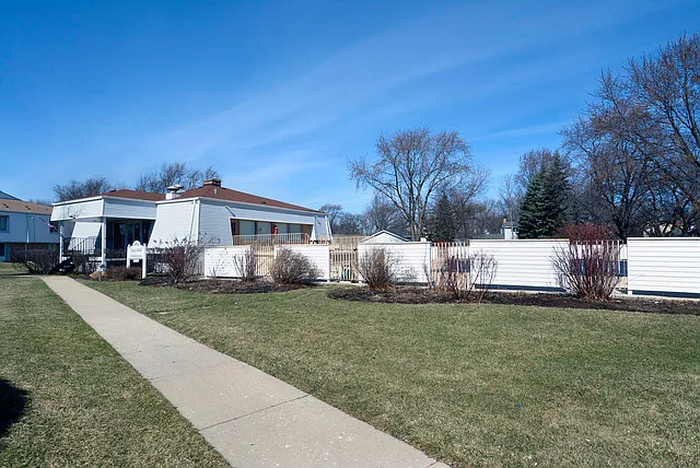 Building Photo - 4400 W Euclid Ave