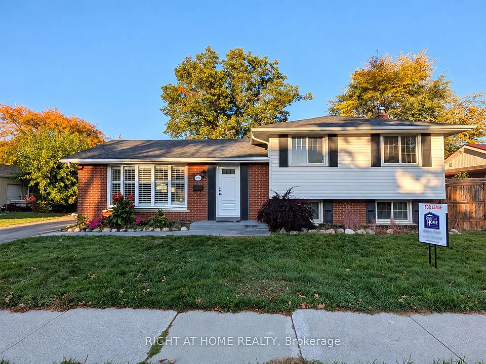 273 Kenwood Ave