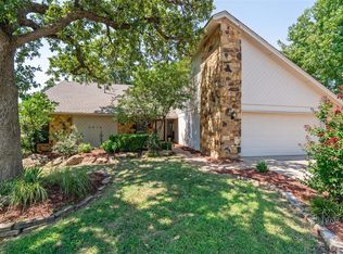 2416 Chimney Hill Ct, Edmond, OK 73034