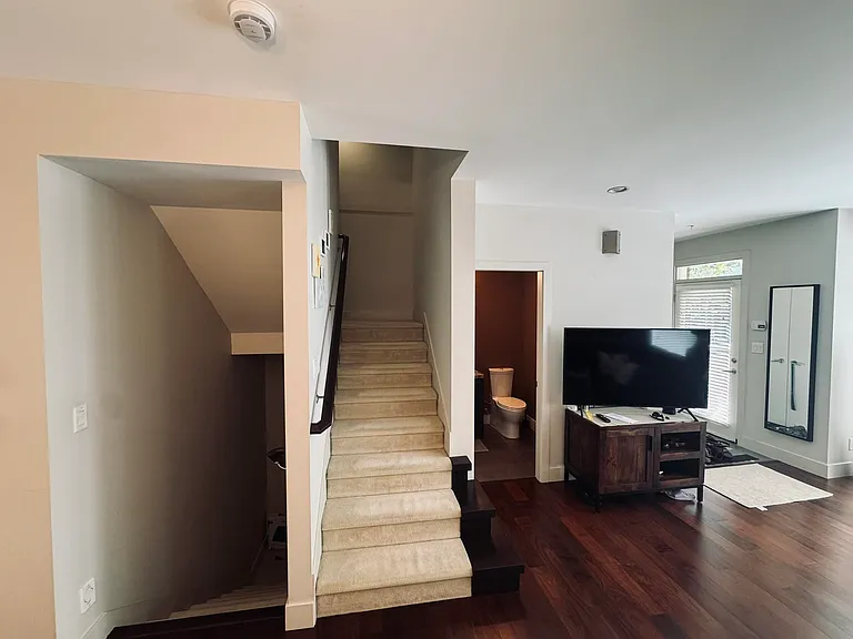 5879 Gray Ave #4 — Photo 8