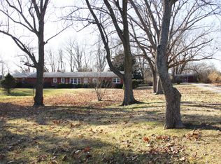 439 S Farm Road 197, Springfield, MO 65809