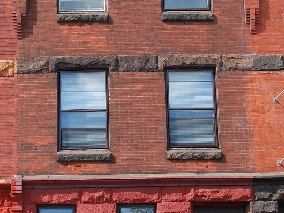 1st image of 1631 W Diamond St APT 4