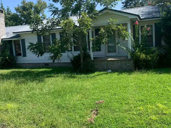 600 Mayo Ln, Century, FL 32535