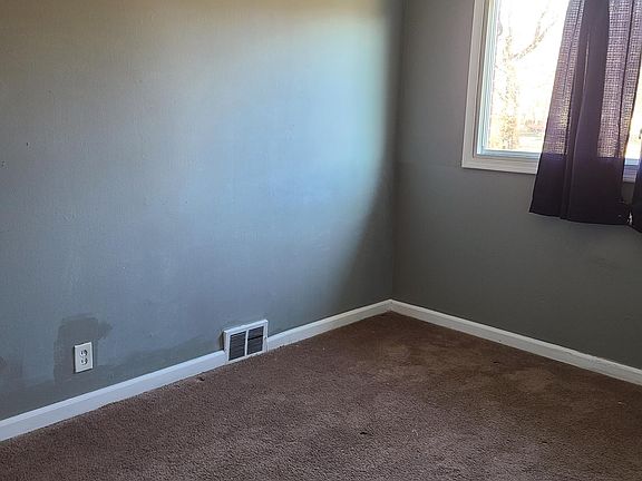 3rd image of 2251 Ackley Ave #276