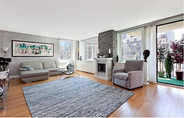 Sold by Nest Seekers International | media 2