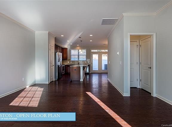 5th image of 907 Goldmine Hill Ct #9